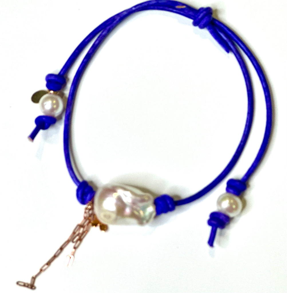 PURPLE DREAM LEATHER WITH BAROQUE PEARL ANKLET